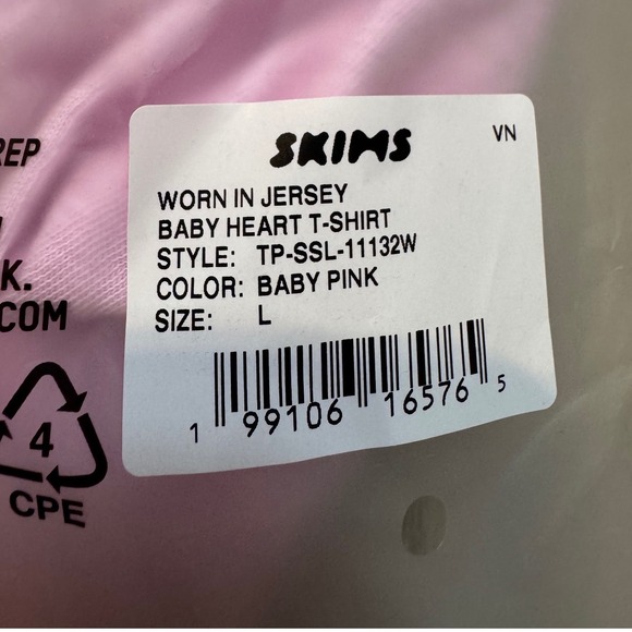 SKIMS Worn In Jersey Heart Micro Short Baby Pink BT-SHO-11133W Womens Size M NEW - Picture 9 of 9